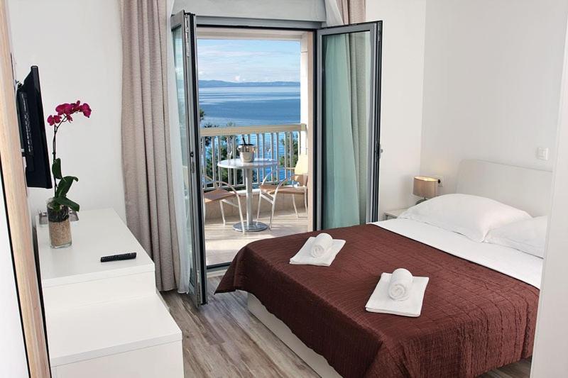 Apart Hotel Simic Makarska Buitenkant foto